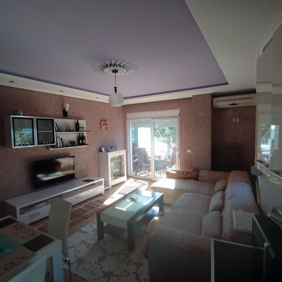 Mia'S Sea View Apartment Golem  Luaran gambar