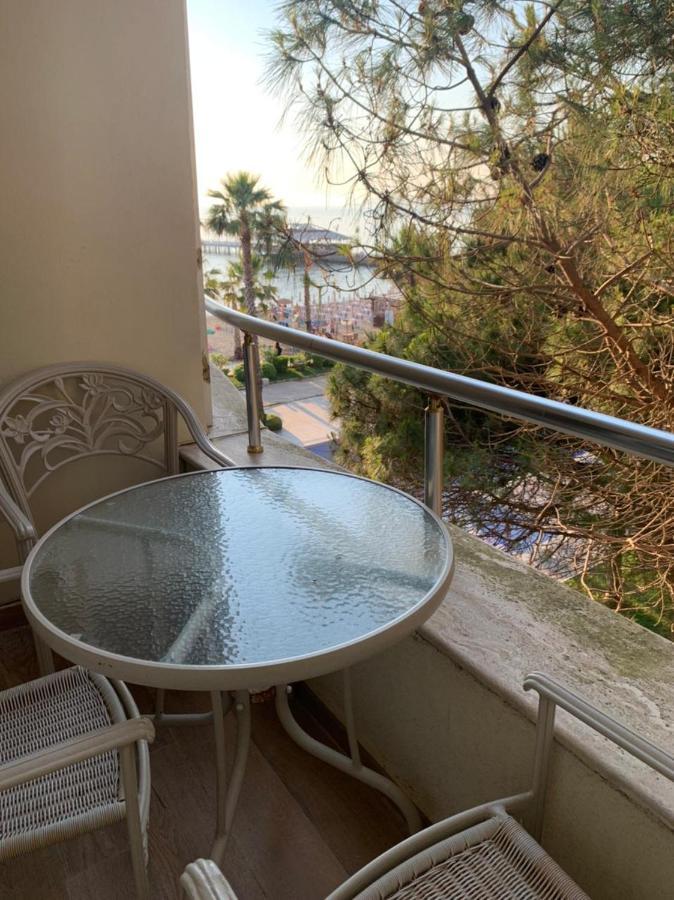 Mia'S Sea View Apartment Golem  Luaran gambar