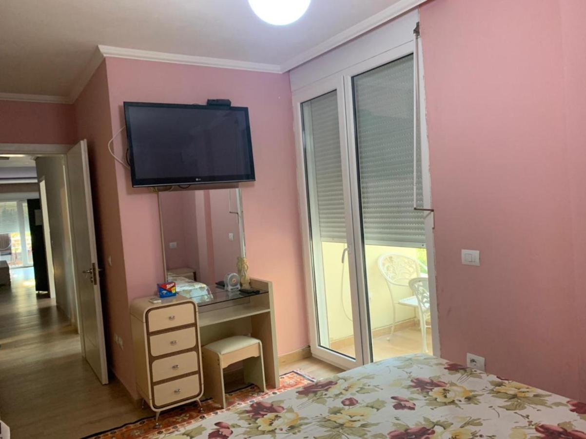 Mia'S Sea View Apartment Golem  Luaran gambar