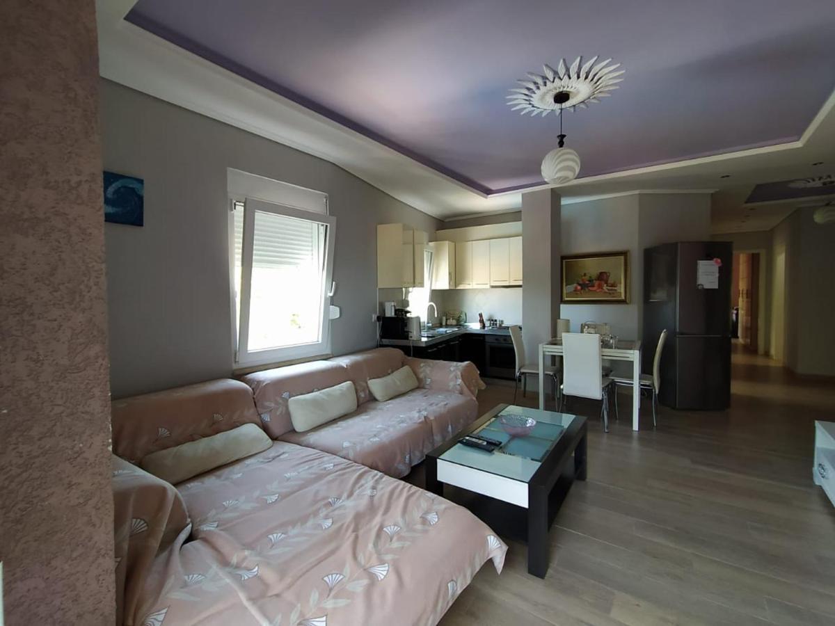 Mia'S Sea View Apartment Golem  Luaran gambar